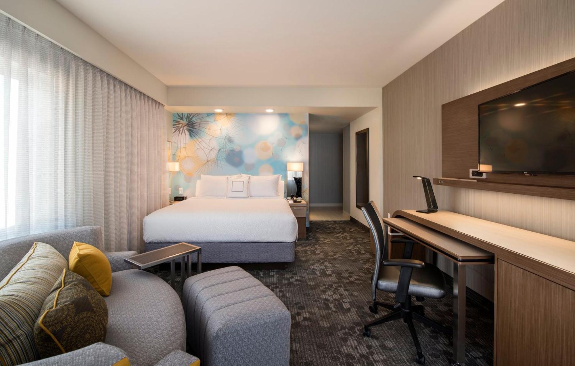 Hotel Courtyard By Marriott Calgary South Exterior foto