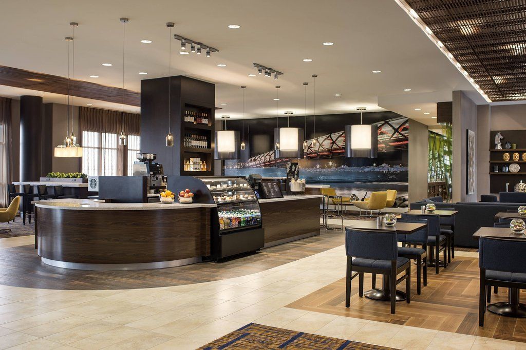 Hotel Courtyard By Marriott Calgary South Exterior foto
