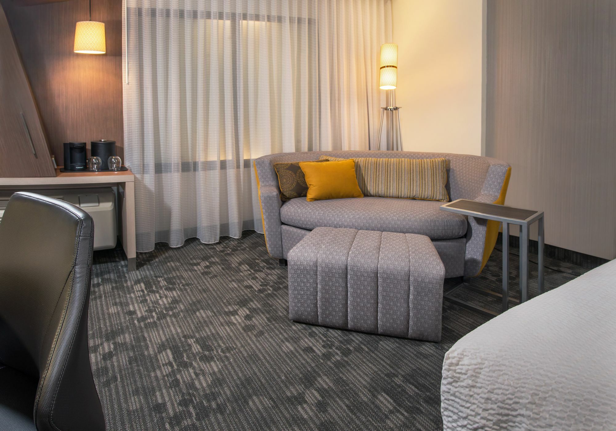 Hotel Courtyard By Marriott Calgary South Exterior foto