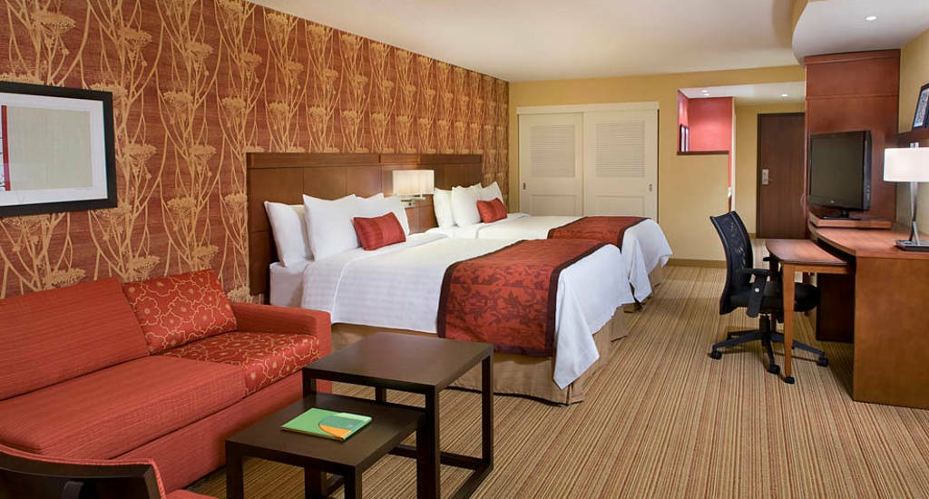 Hotel Courtyard By Marriott Calgary South Exterior foto